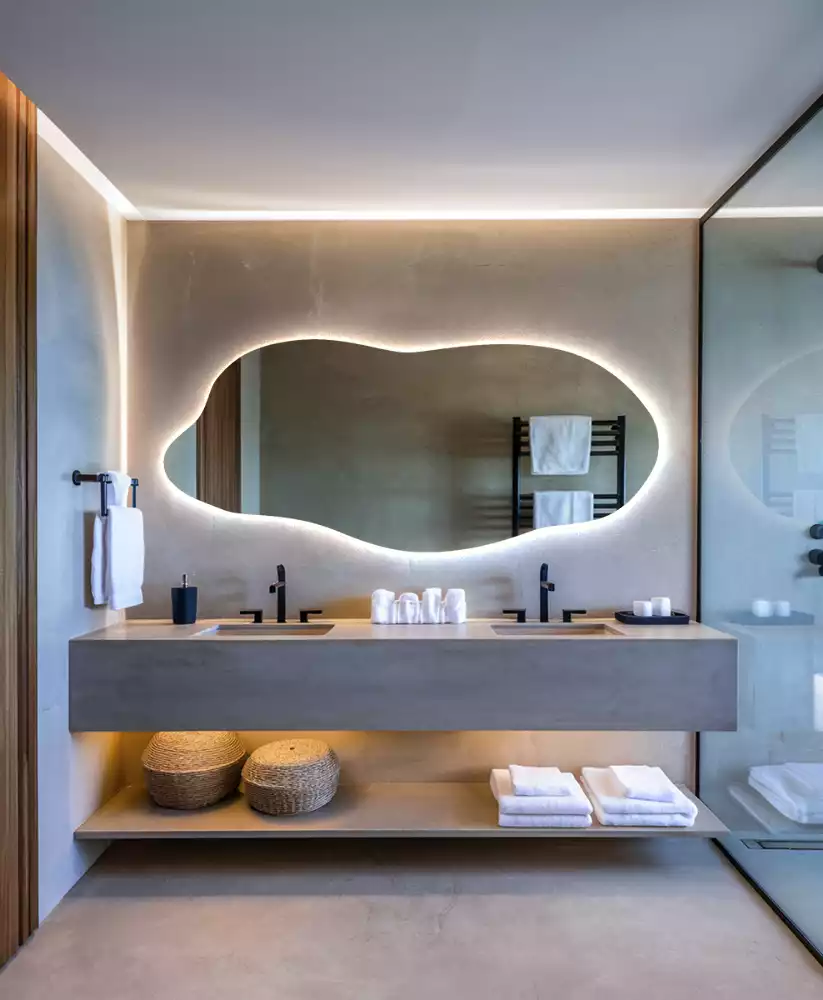 Espejo elegante con luz