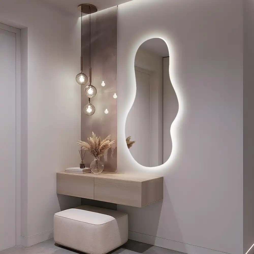 Espejo de pared con iluminación LED y diseño original elegante