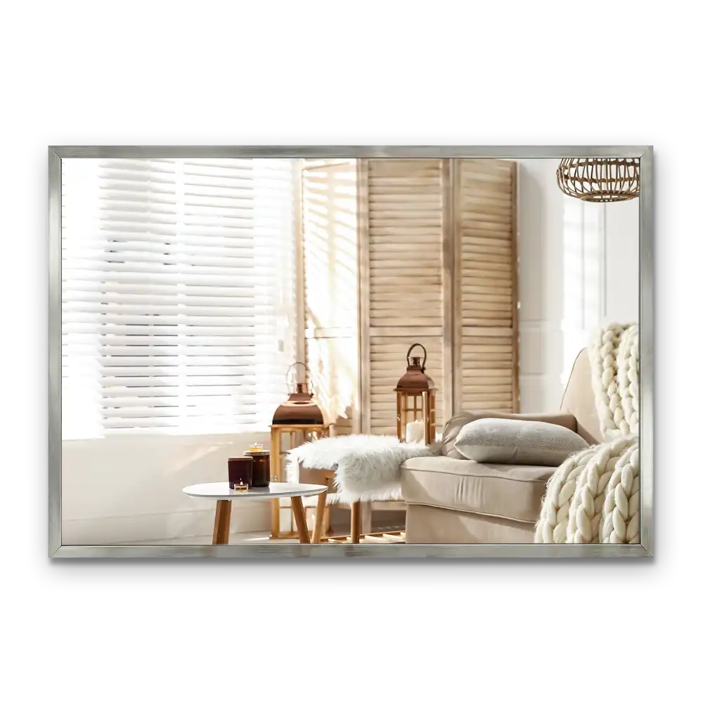 Espejo rectangular con marco plateado decorativo