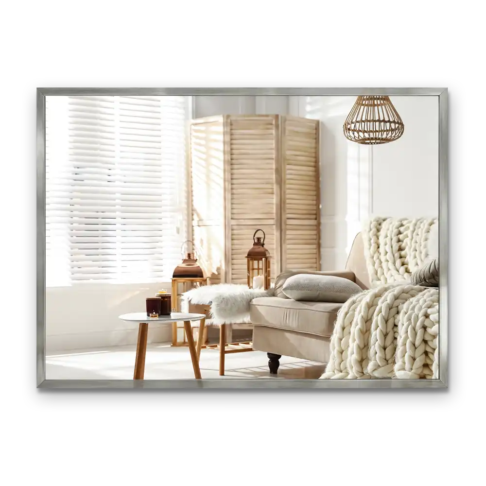 Espejo rectangular con marco plateado decorativo