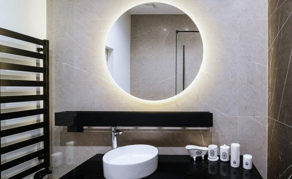 baño estrecho